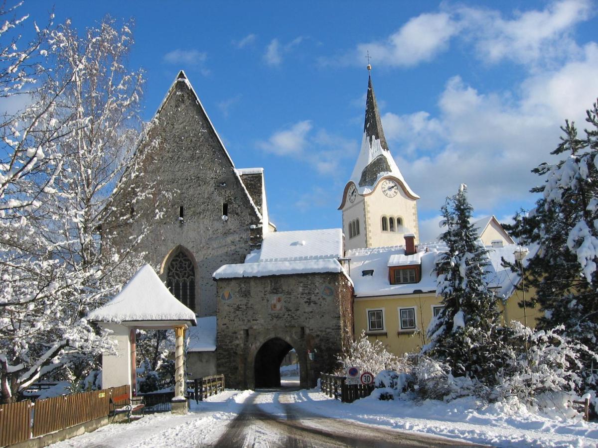 Pension Geissler-Reicher Oberwoelz Stadt 外观 照片