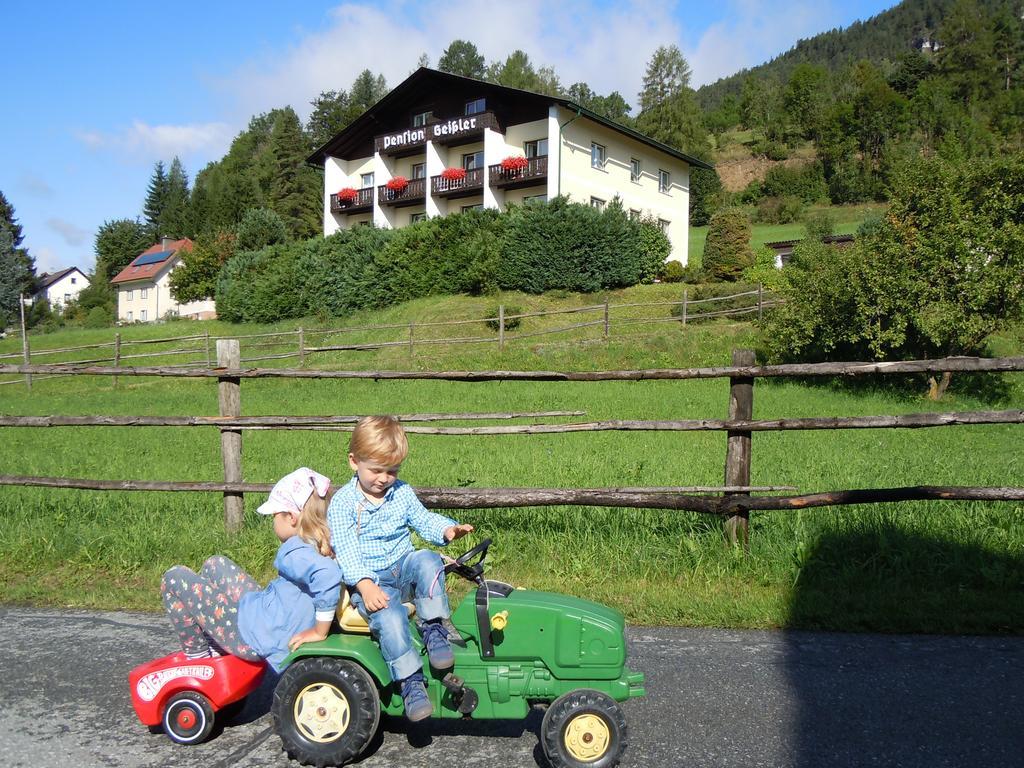 Pension Geissler-Reicher Oberwoelz Stadt 外观 照片