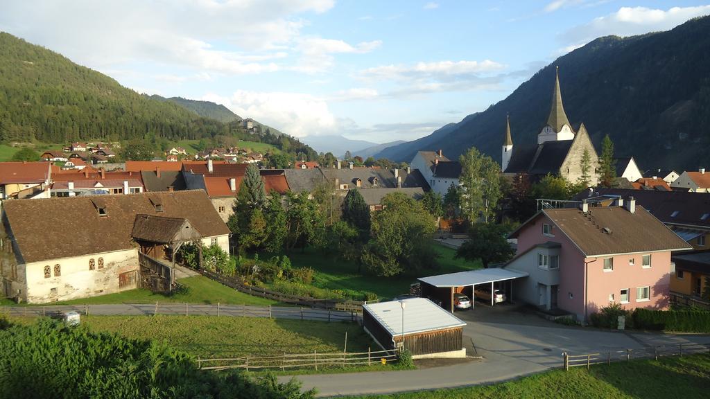 Pension Geissler-Reicher Oberwoelz Stadt 外观 照片